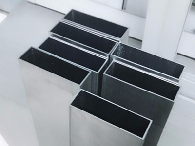 6063通用方管鋁型材廠家 型號(hào)齊全