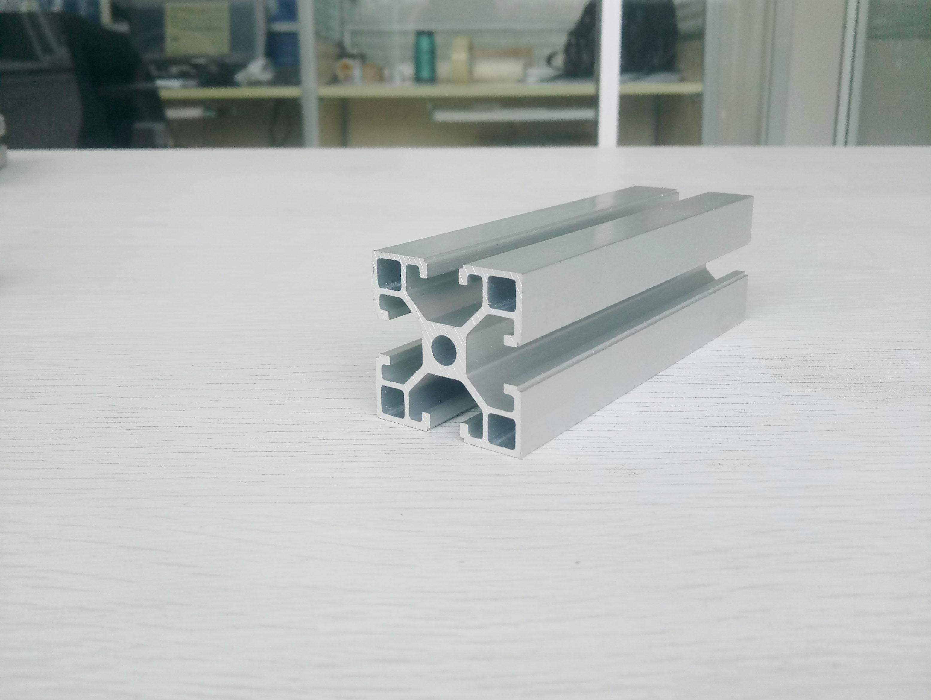 廠家生產(chǎn)4040歐標(biāo)直角鋁型材 廠家生產(chǎn)4040歐標(biāo)直角鋁型材